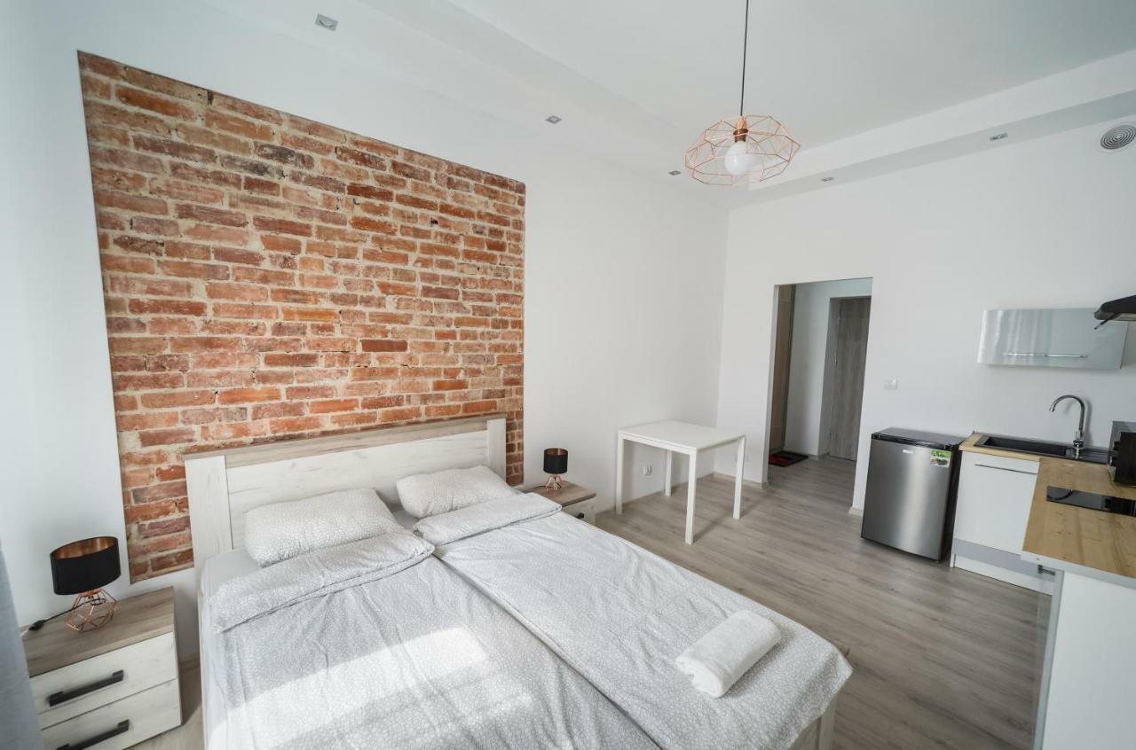 White Vision Apartment Ополе Екстериор снимка